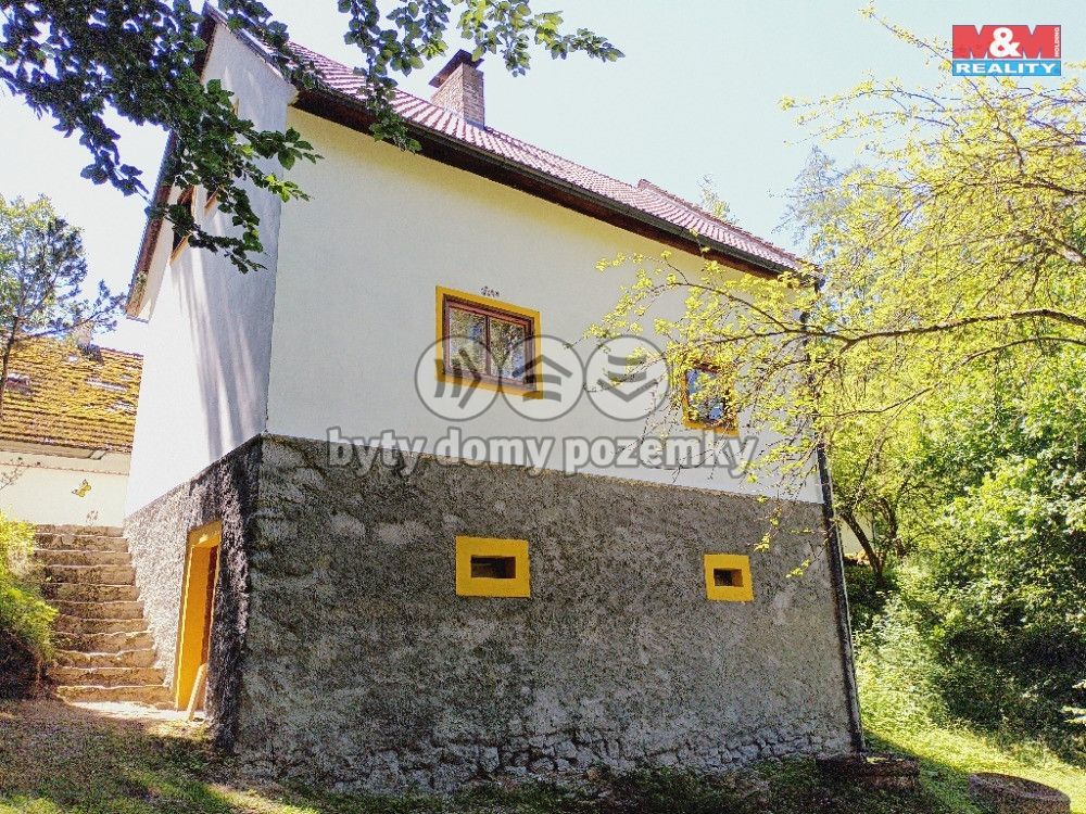 dům