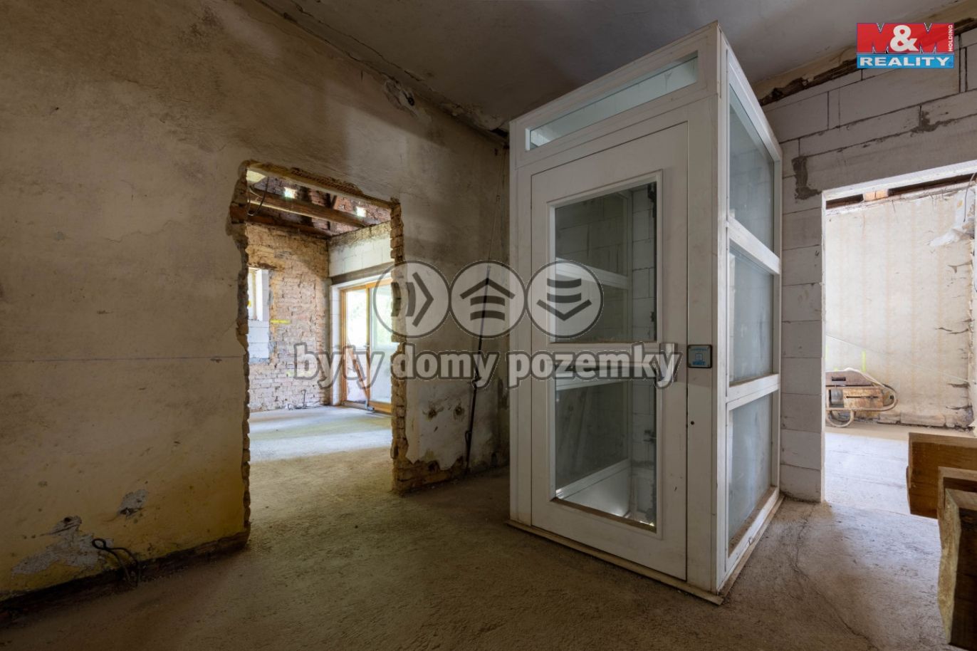 6U1A9166-HDR.jpg