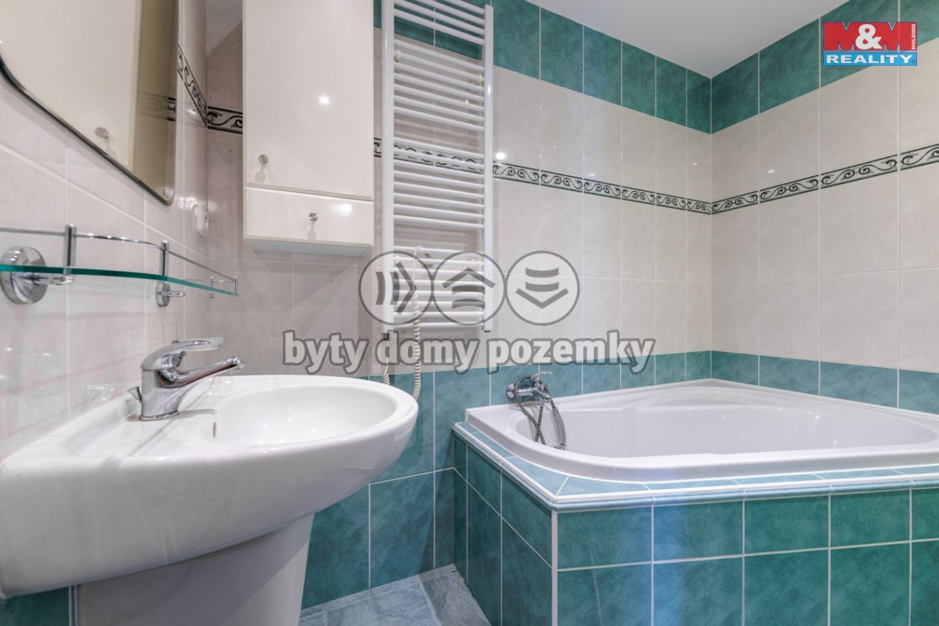 6U1A4599-HDR.jpg