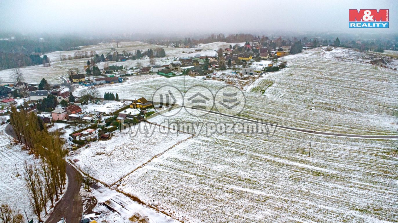 Pohled na pozemek