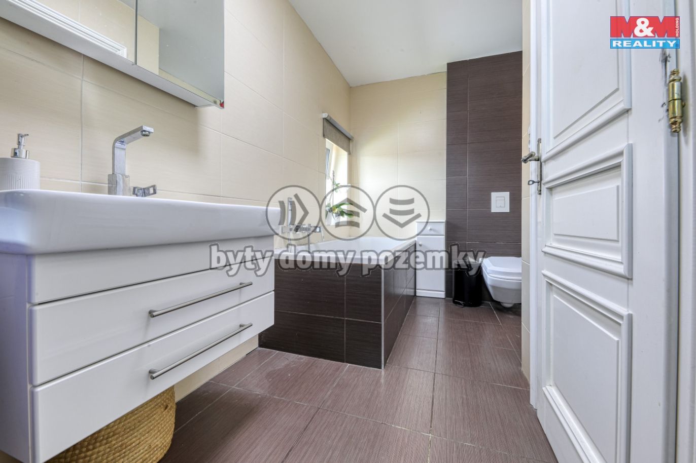 1S3A3701_hdr.jpg