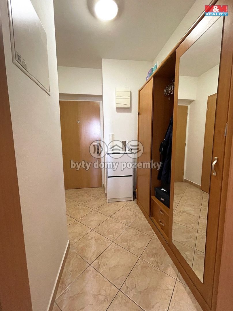 IMG-41abab1c3a9d62895062964cc51c7335-V.jpg