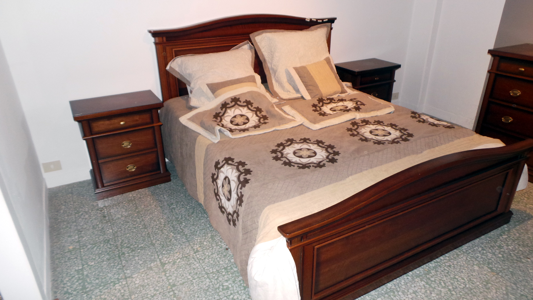 Oggetti di Arredamento per camera da letto - Astemobili.it Oggetti di Arredamento per camera da letto - Astemobili.it