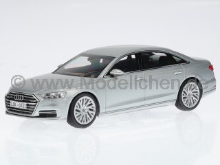 Audi A8 L D5 silber Modellauto 1430000000066 iScale 1:43