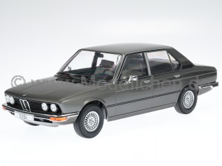 BMW e12 520 525 5er-Reihe 1973 anthrazitgrau Modellauto 18121 MCG 1:18