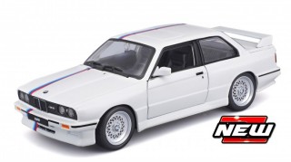 BMW e30 M3 1988 weiss-blau-rot Modellauto 21100 Bburago 1:24