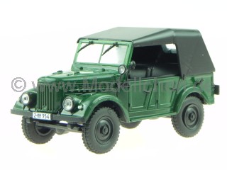 Gaz 69A grün Ostalgie Modellauto in Vitrine 1:43