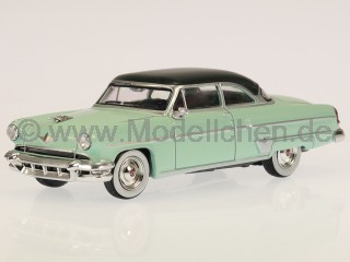 Lincoln Capri Parklane 1954 hell grün Modellauto 694 Mini-GT 1:64