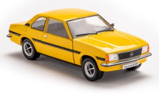 Opel Ascona B 1.6 SR 2-Türer 1975 gelb Modellauto 164808 Hachette 1:24