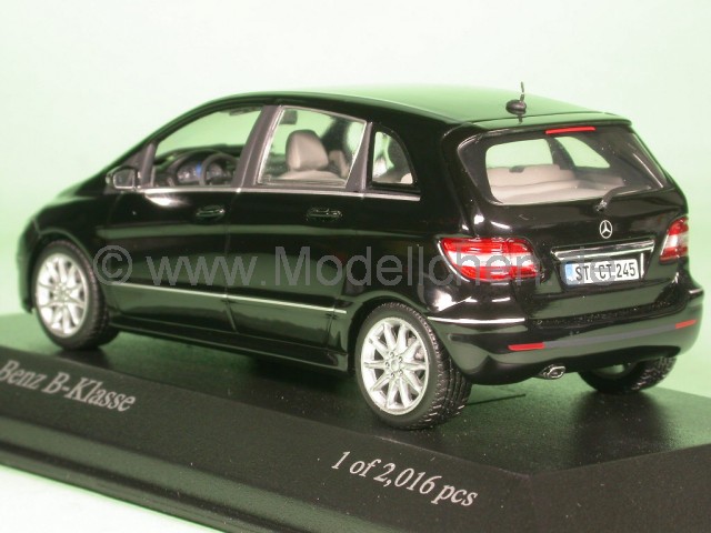 Mercedes W245 B Klasse Schwarz Modellauto 400034700 Minichamps 1 43
