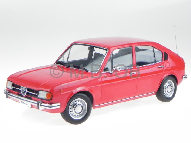 Alfa Romeo Alfasud 1.3 rot Modellauto 1:18 KK Scale