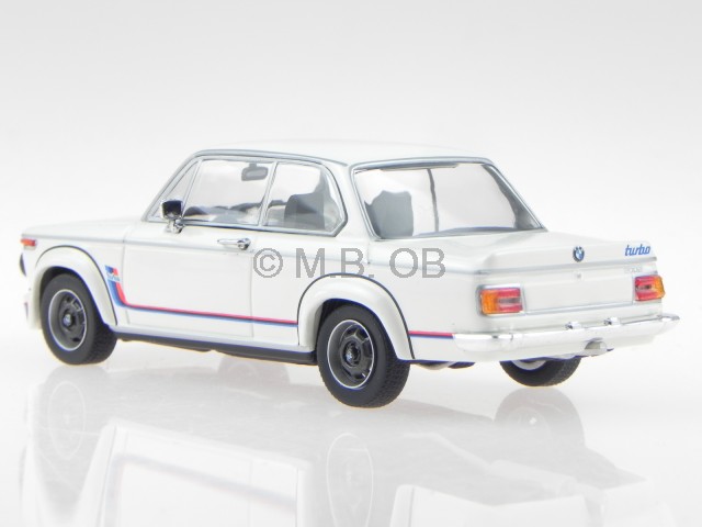 BMW 2002 Turbo 1973 weiß Modellauto 1:43 Maxichamps