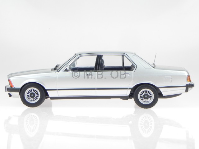 bmw 733i e23 1977 plata 1:18 KK scale 180102 ++ ++