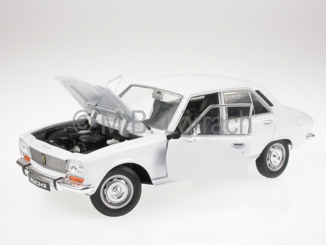 PEUGEOT 504 1969 1:24 New /& Box Diecast model véhicle miniature