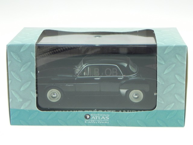 Renault_Fregate_Amiral_schwarz