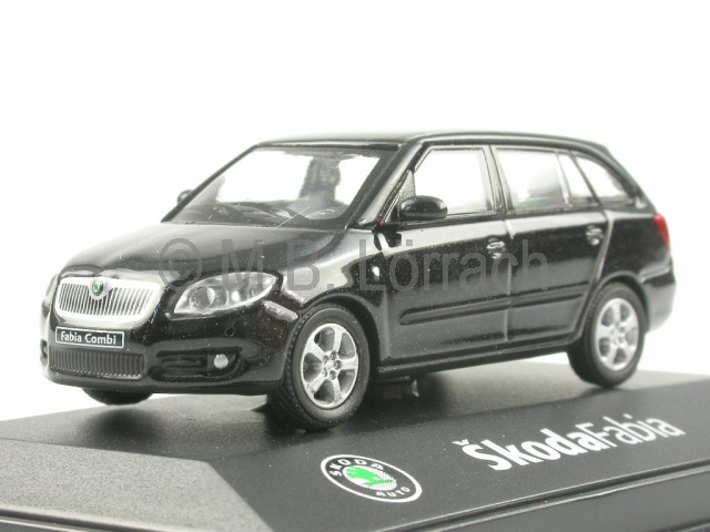 Skoda Fabia II Combi estate mandarin orange diecast model car Skoda Fabia II Combi estate mandarin orange diecast model car