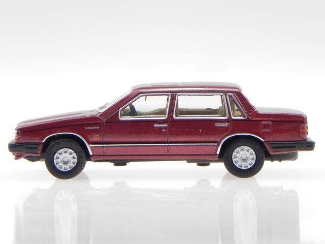 Volvo 760 rot Modellauto 76VO002 Oxford 1:76