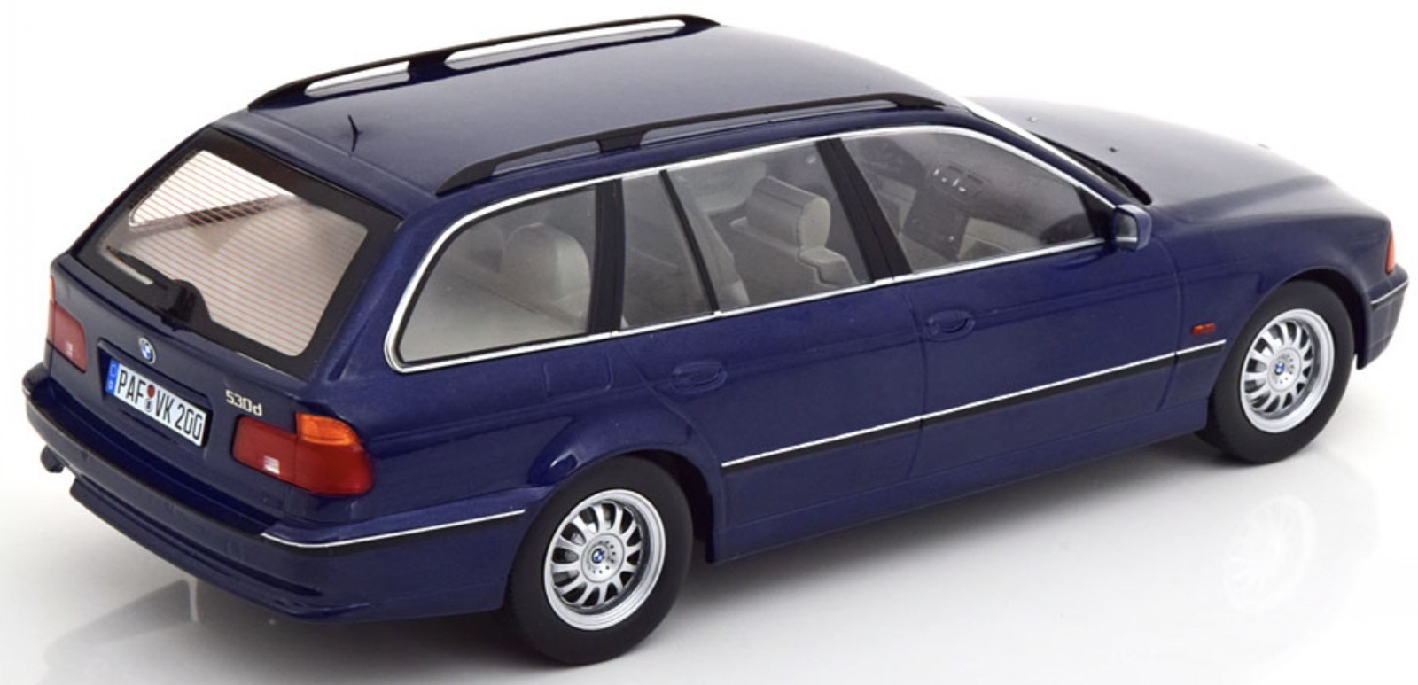BMW e39 530d Touring 5 Series 1997 Blue Metallic diecast model car 181081 KK-Sca - Picture 2 of 7