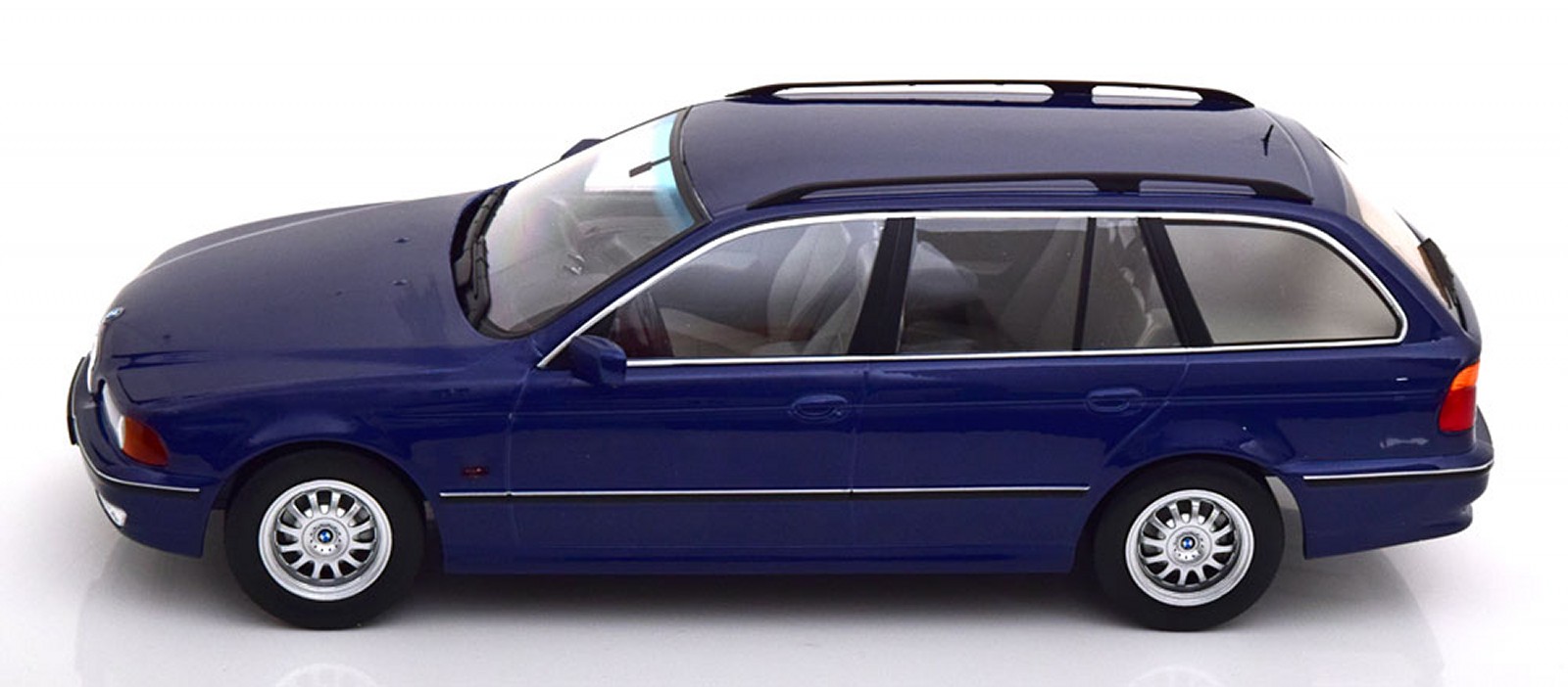 BMW e39 530d Touring 5 Series 1997 Blue Metallic diecast model car 181081 KK-Sca - Picture 3 of 7