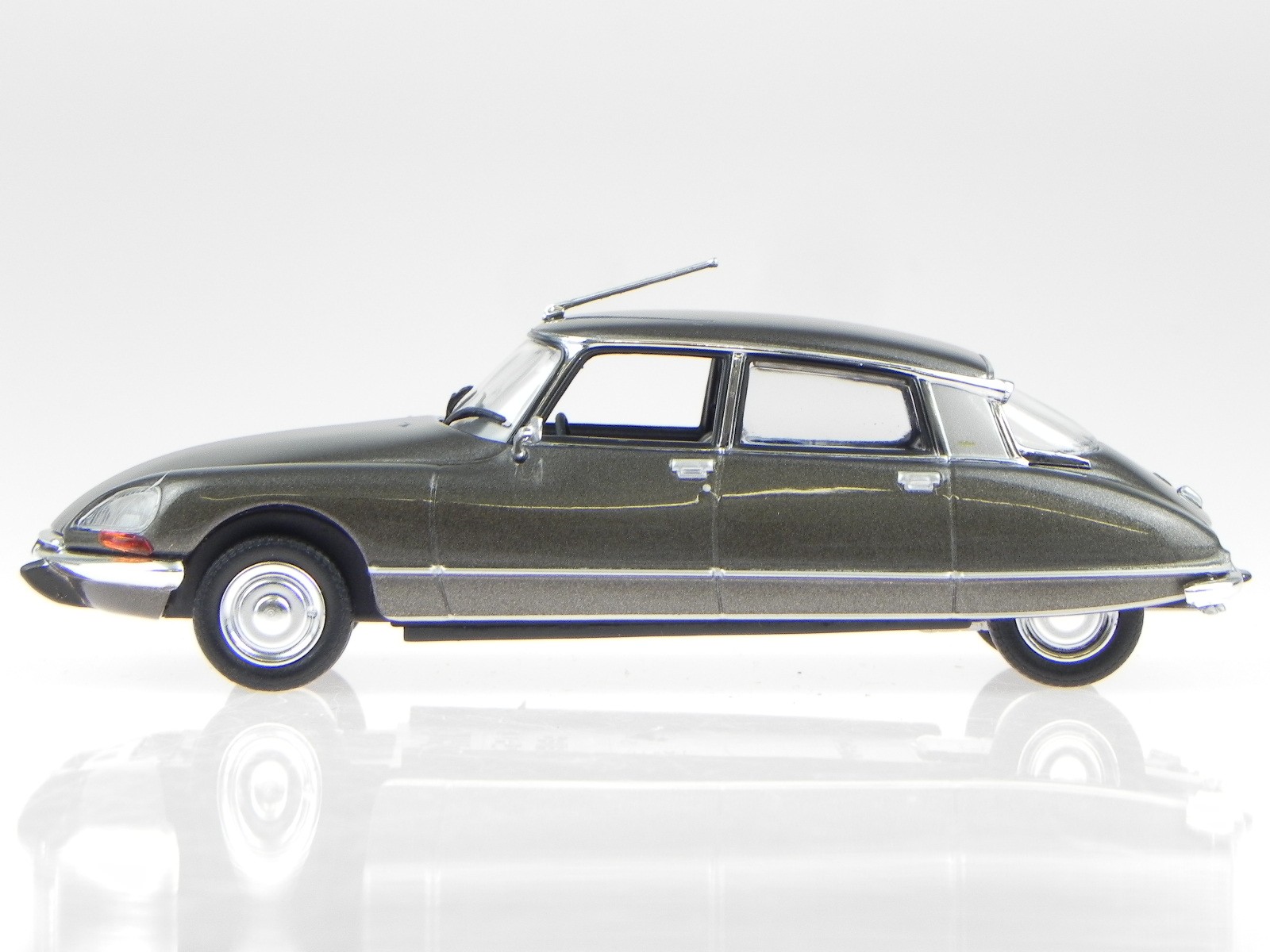Citroen DS 23 Pallas 1972 1972 1972 marron véhicule miniature 157058 Norev 1 43 dc89af Citroen DS 23 Pallas 1972 1972 1972 marron véhicule miniature 157058 Norev 1 43 dc89af