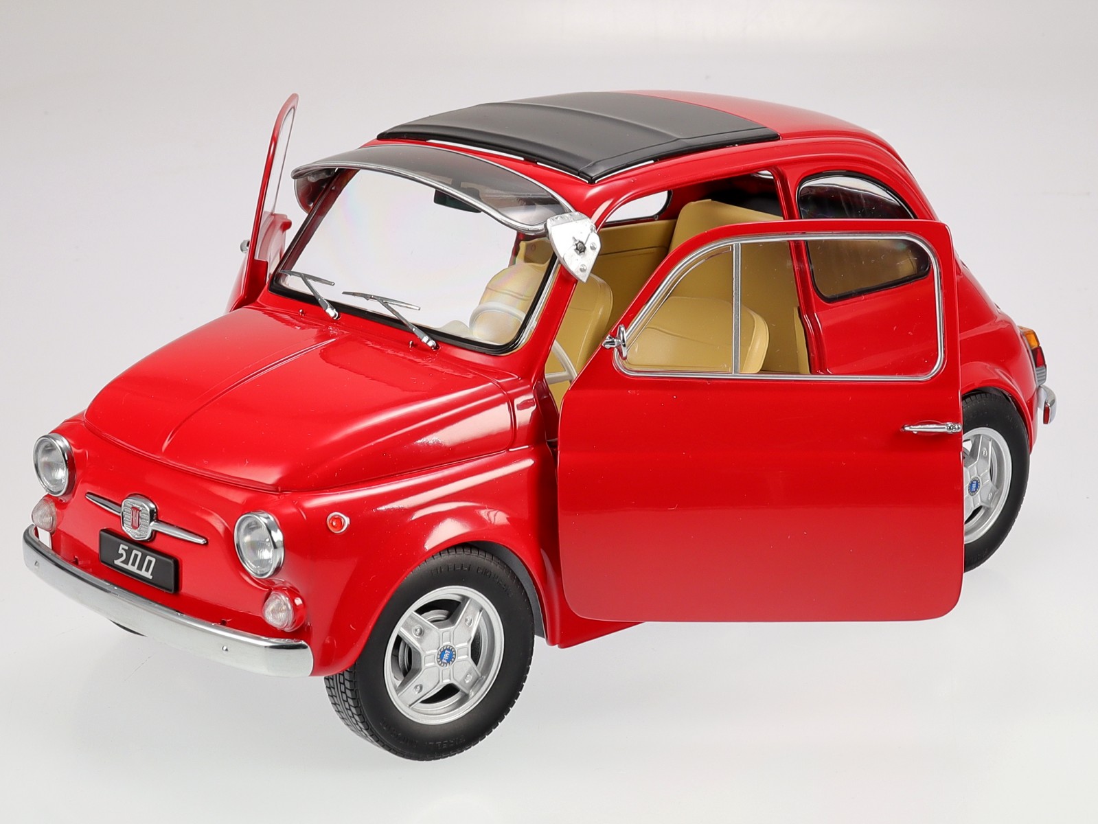 Miniature Fiat 595 Abarth 2022 Blanche 1/18 Par Solido - Modèle