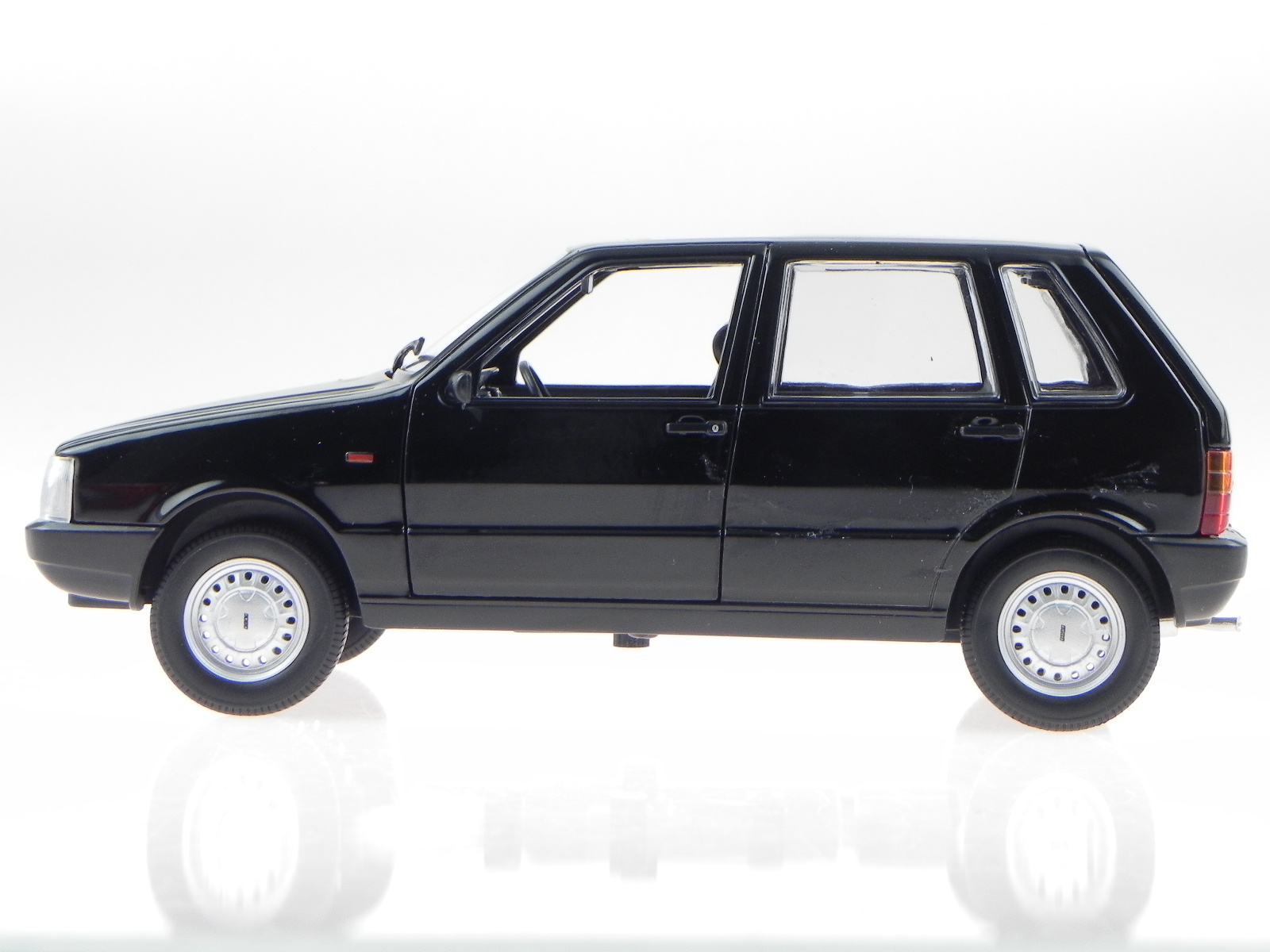 Leo fiat лакорн