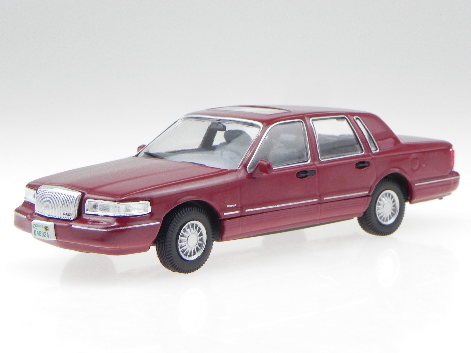 Hoppos 1/64 Lincoln towncar 90 精密ミニカー - メルカリ