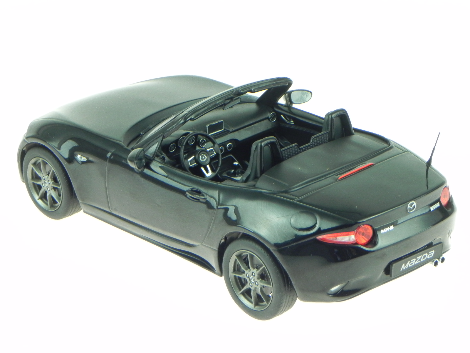 miniature mazda mx5