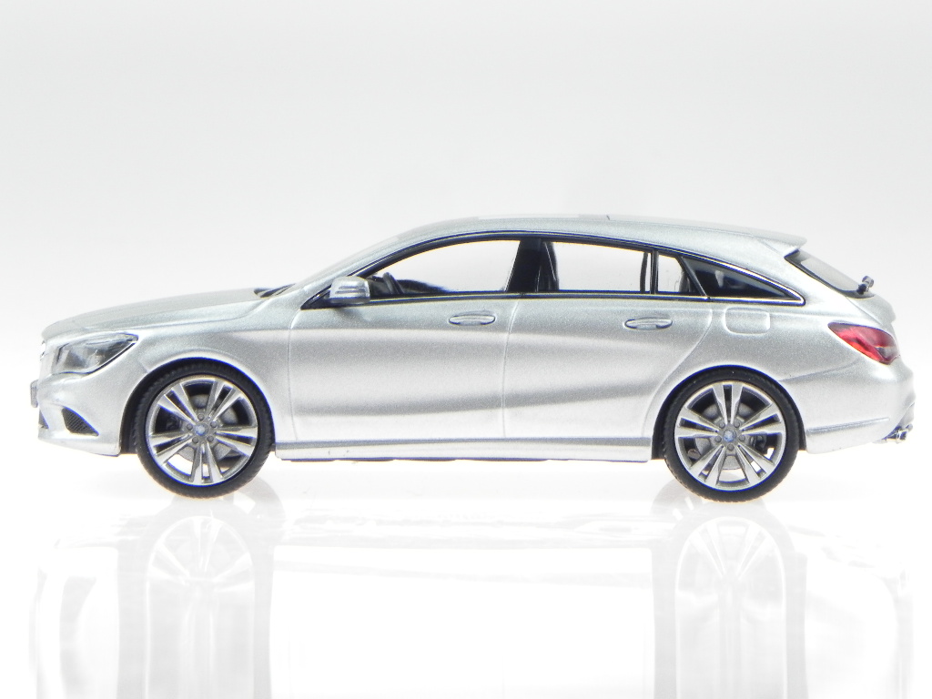 1/43 Mercedes-Benz 　CLA shooting Brake Mercedes-benz CLA Shooting Brake - Spark 1/43 - Etsy