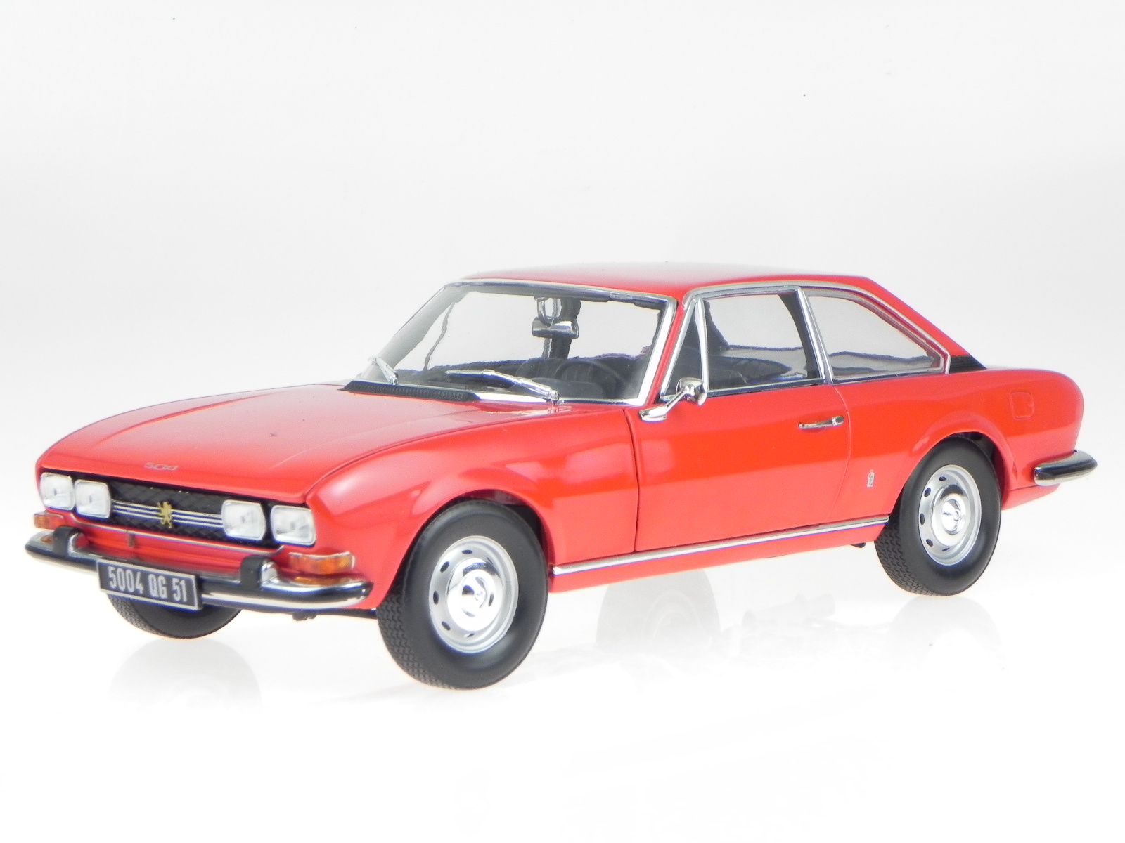 Peugeot 504 Coupé 1972 Norev - Échelle 1/18 - Noir - Neuf