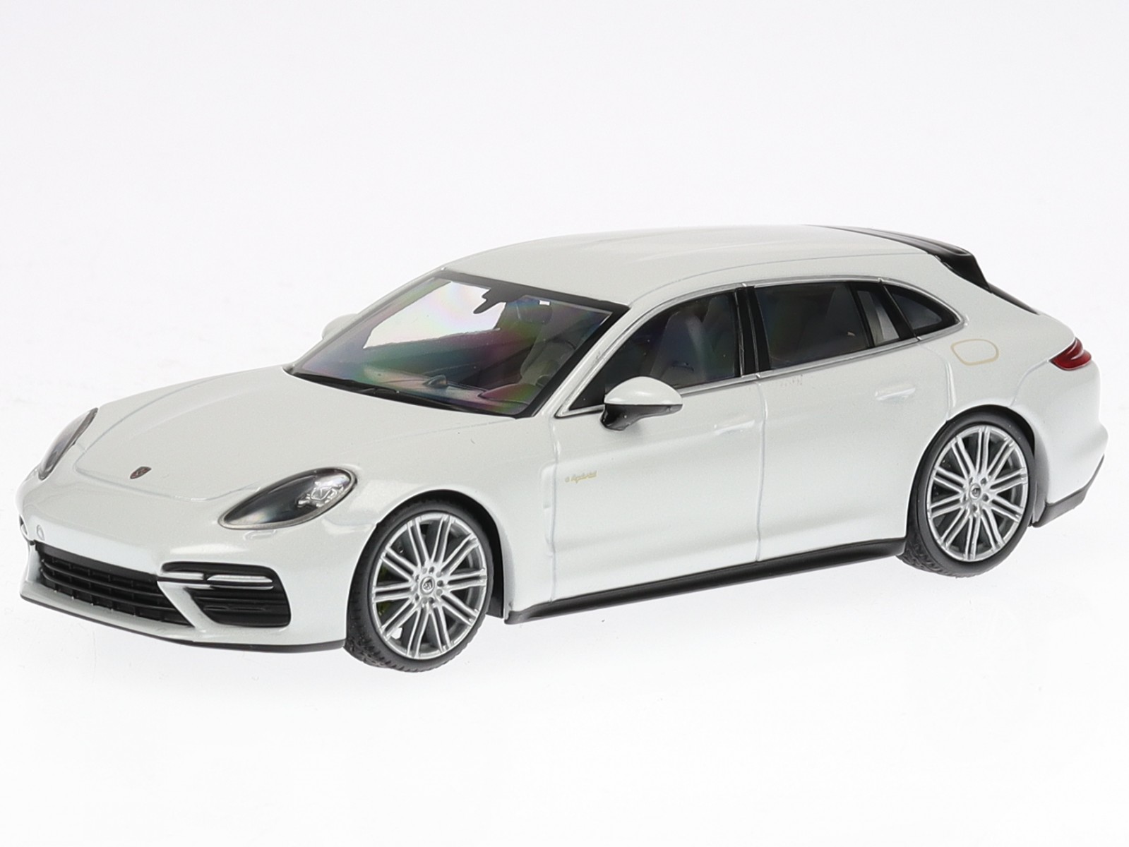 ミニカー 1/43 Porsche Panamera Turbo /PMA Porsche_Panamera_Sport_Turismo