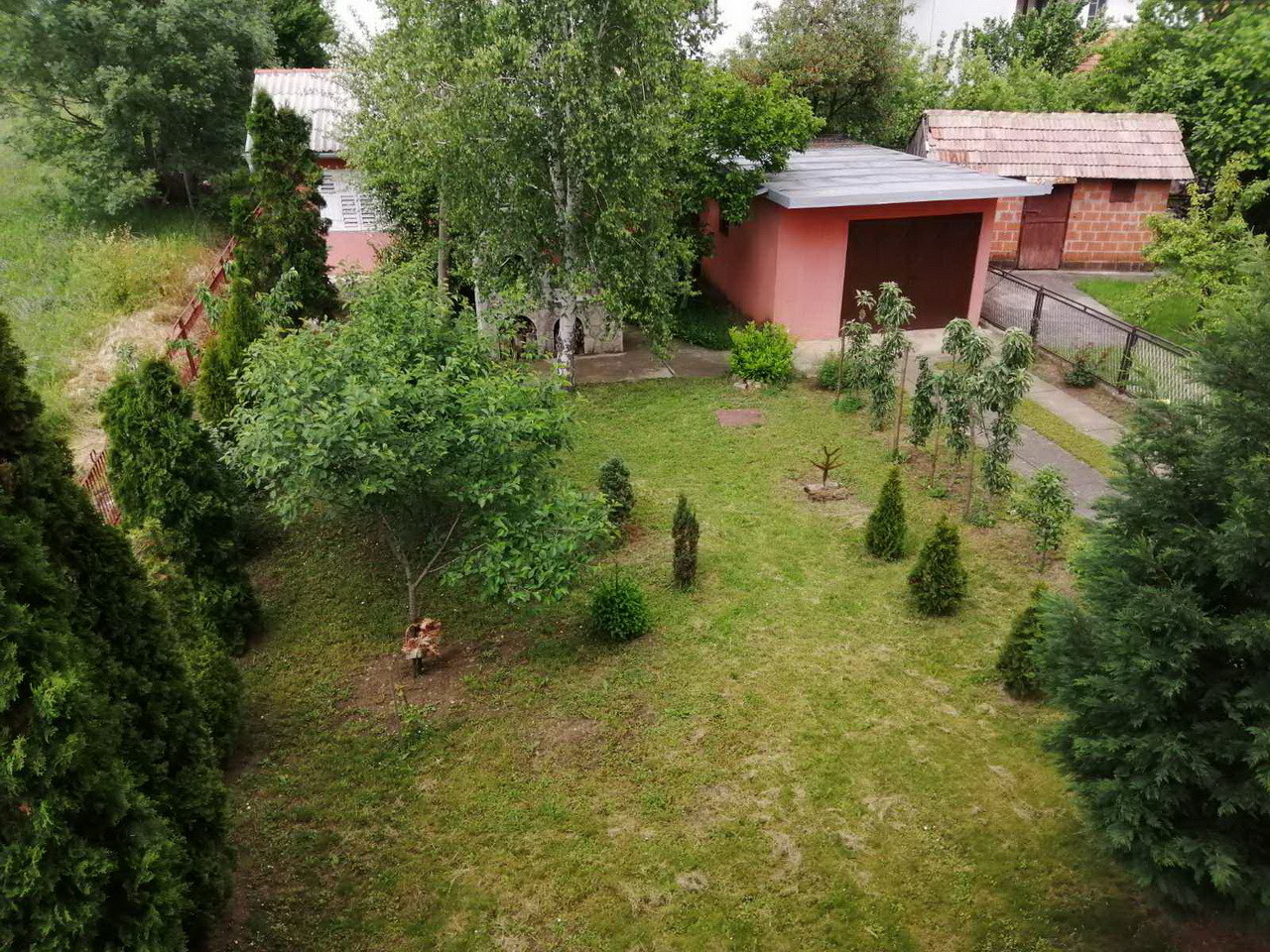 Porodična kuća u Mladenovcu  Selters Banja 2