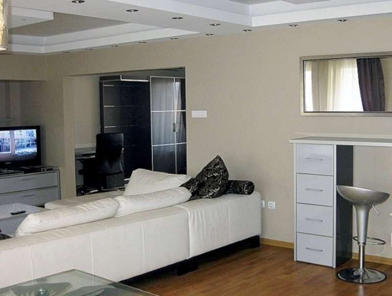 Izdaje se stan, namešten, Centar, Beograd, Srbija 4