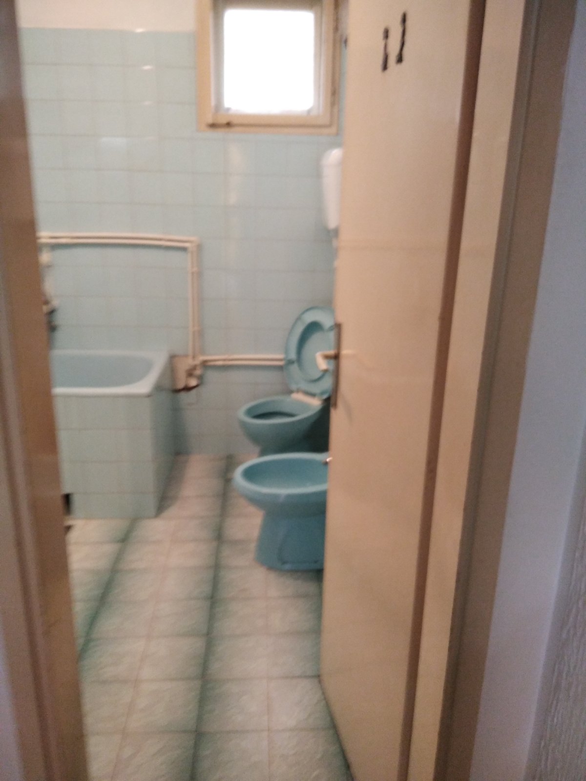 Izdajem stan u kuci 3