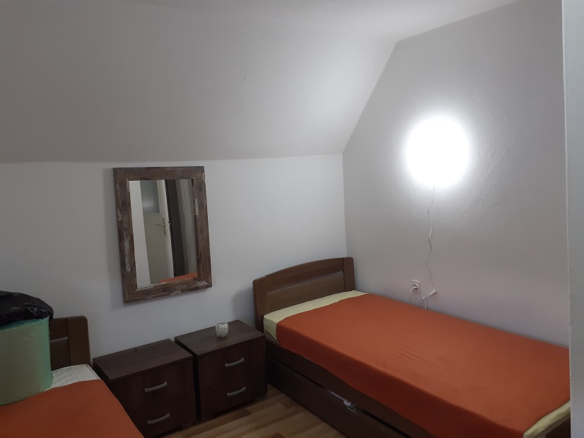 Stembeni vikend objekat Pozega Drazinovici 4