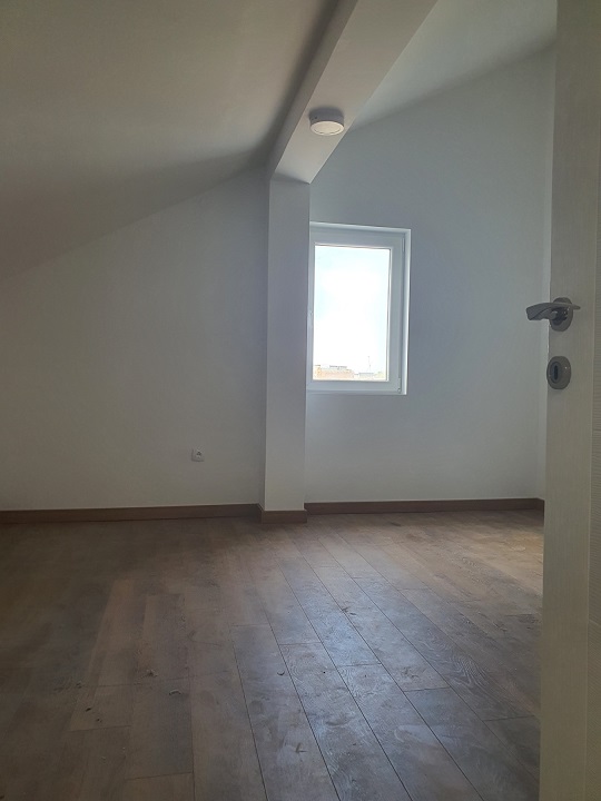 Prodaja LUX stana u centru Novog Sada 4