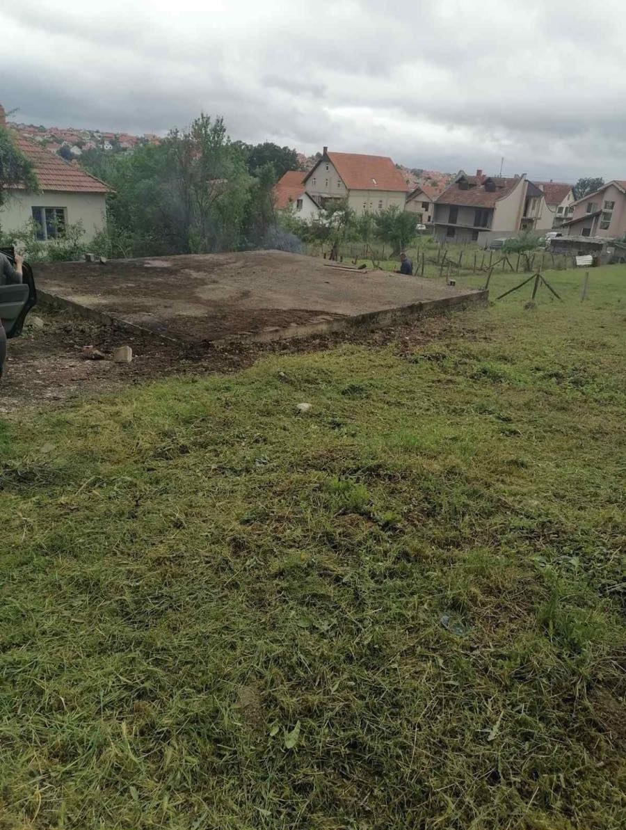 800m od autobuske u Lazarevcu Kolubarski trg Jelene Cvetkovic 5 1