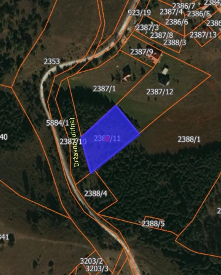 Zlatibor Vodice prelep plac 1