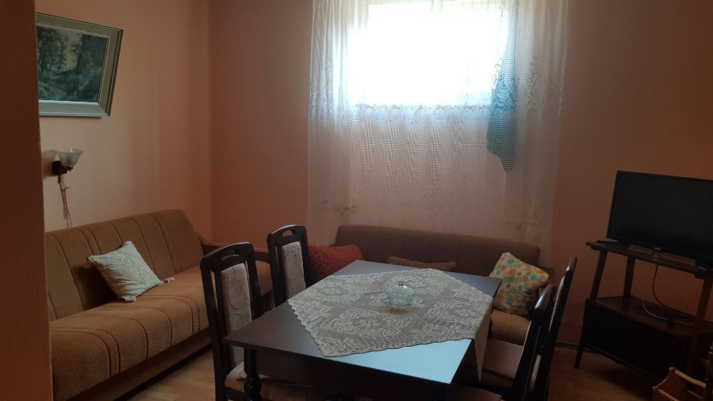 Porodicna kuca na 35km od Novog Sada 4