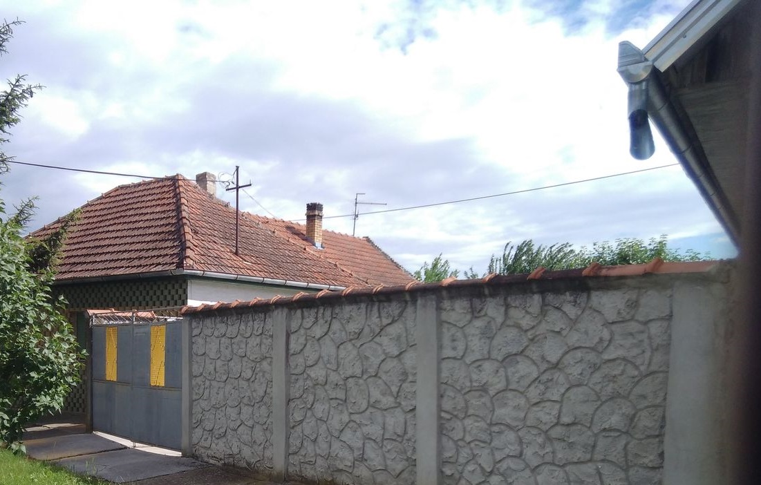 Porodicna kuca u Bezdanu 1