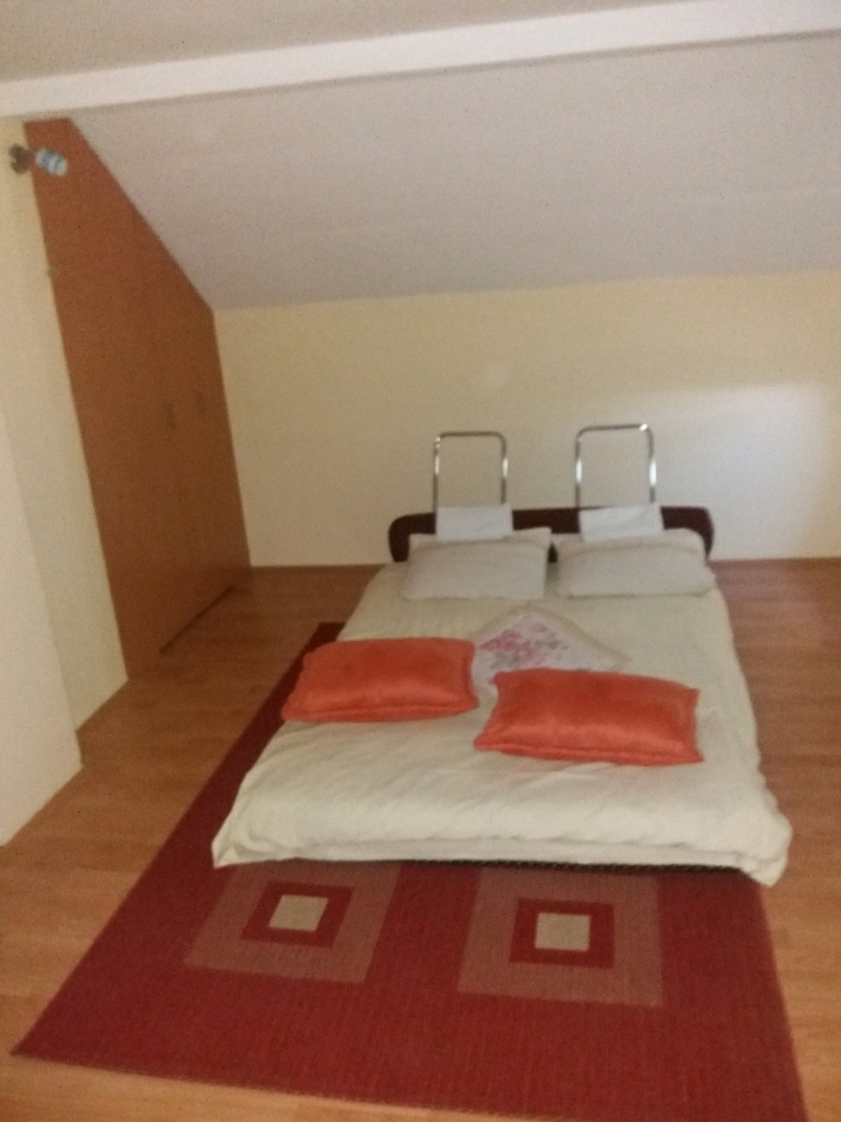 Prodaja kuce i placa na selu 3