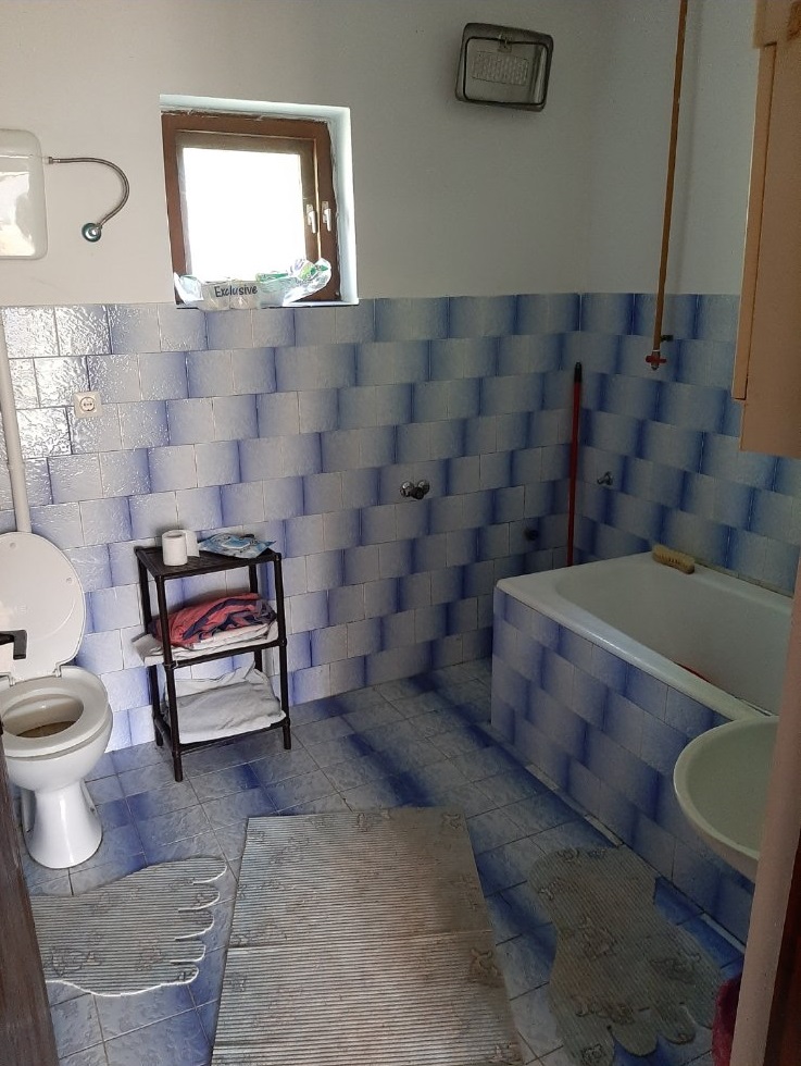 Kuca na selu u Vojvoda Stepi 5