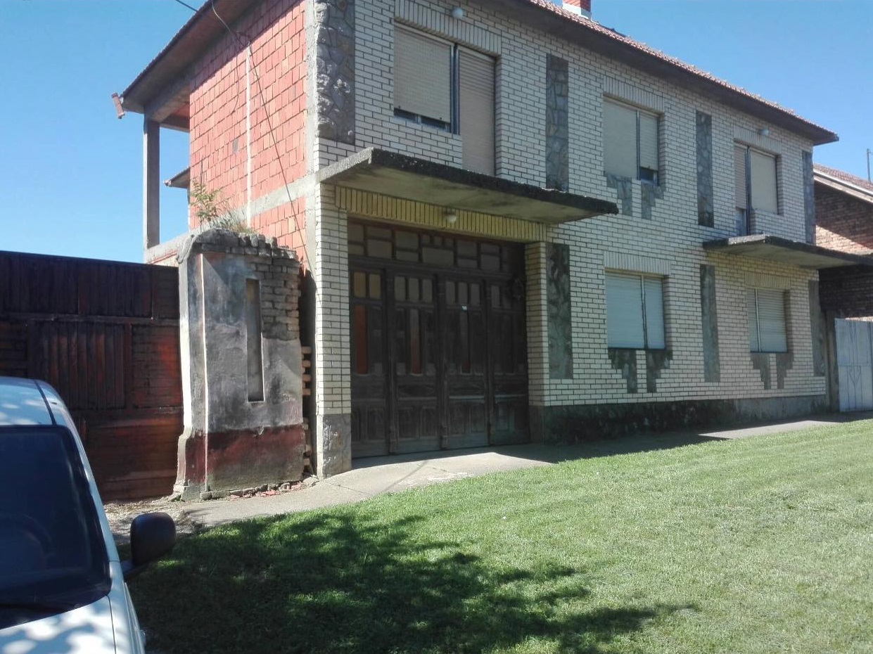 Prodajem kucu u Dolovu kod Panceva 2