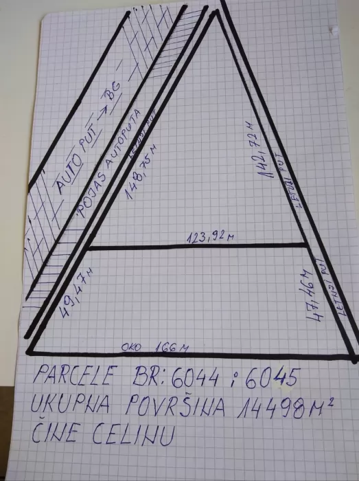 Parcela uz autoput BG 14498m2 