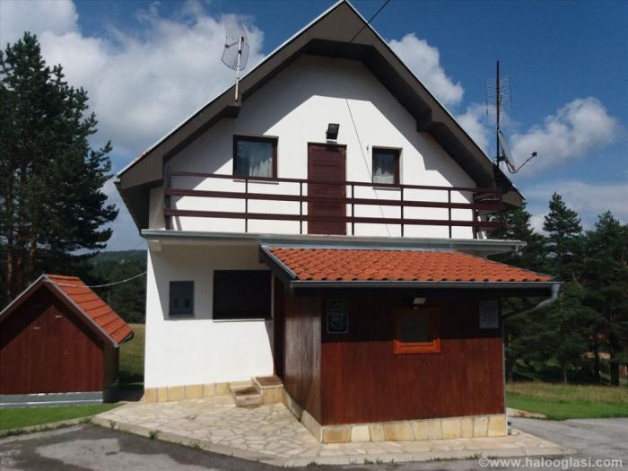 Prodajem kucu na Divcibarama 7