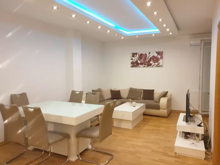 LUX stan Novi Sad Nova Detelinara 