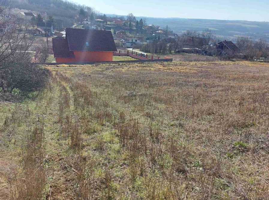 Plac u blizini Beograda Vrcin 4