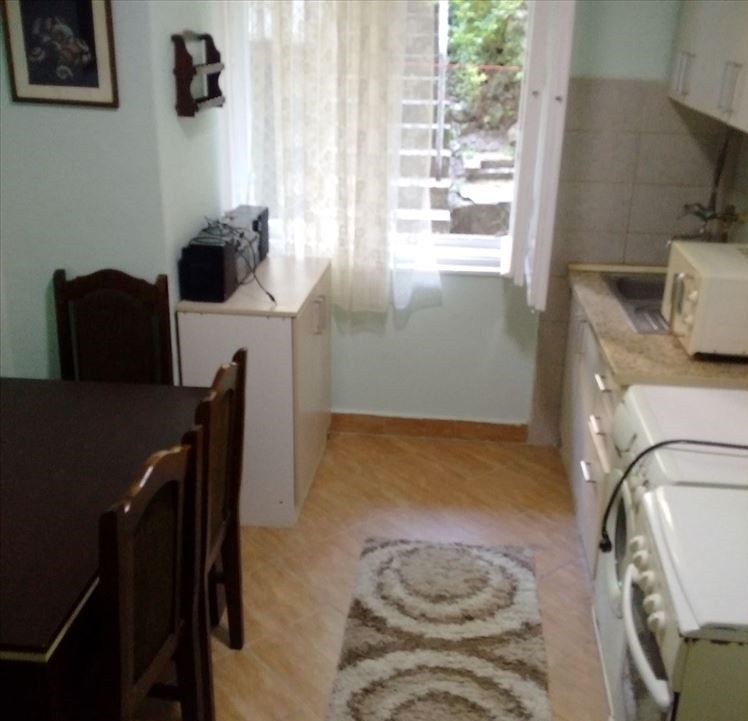 U centru prodajem 1 soban stan 35m2 4