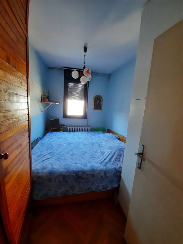 Prodajem 3 5 soban stan na Zvezdari Vukov Spomenik 5