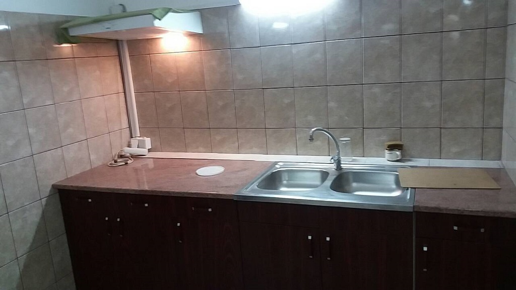 Atraktivna kuca u Curugu 4